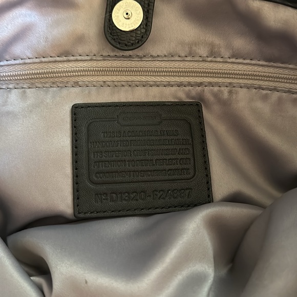 Coach purse, black D1320-F24887, excellent pre owned condition, see pics - Picture 12 of 15
